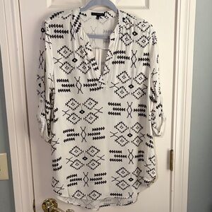 Staccato Black and White Geometric Blouse